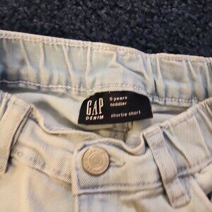 Gap shorts for a girl
